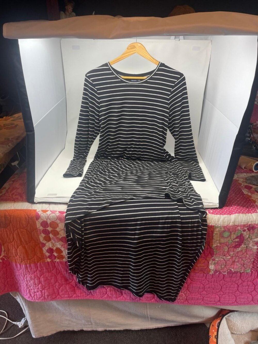 hemline stretch knit dress